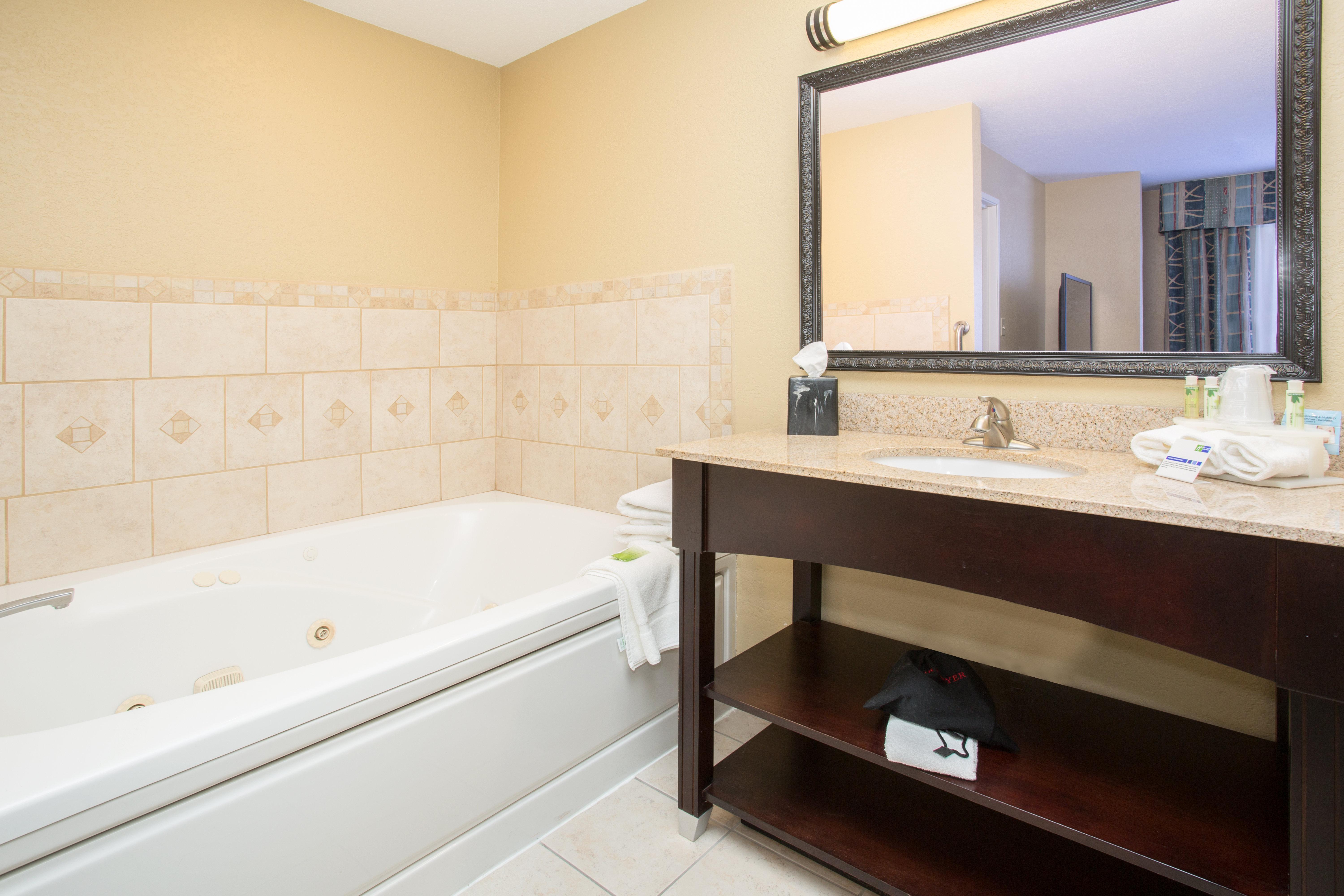 Holiday Inn Express Hotel & Suites Lexington By Ihg Eksteriør billede
