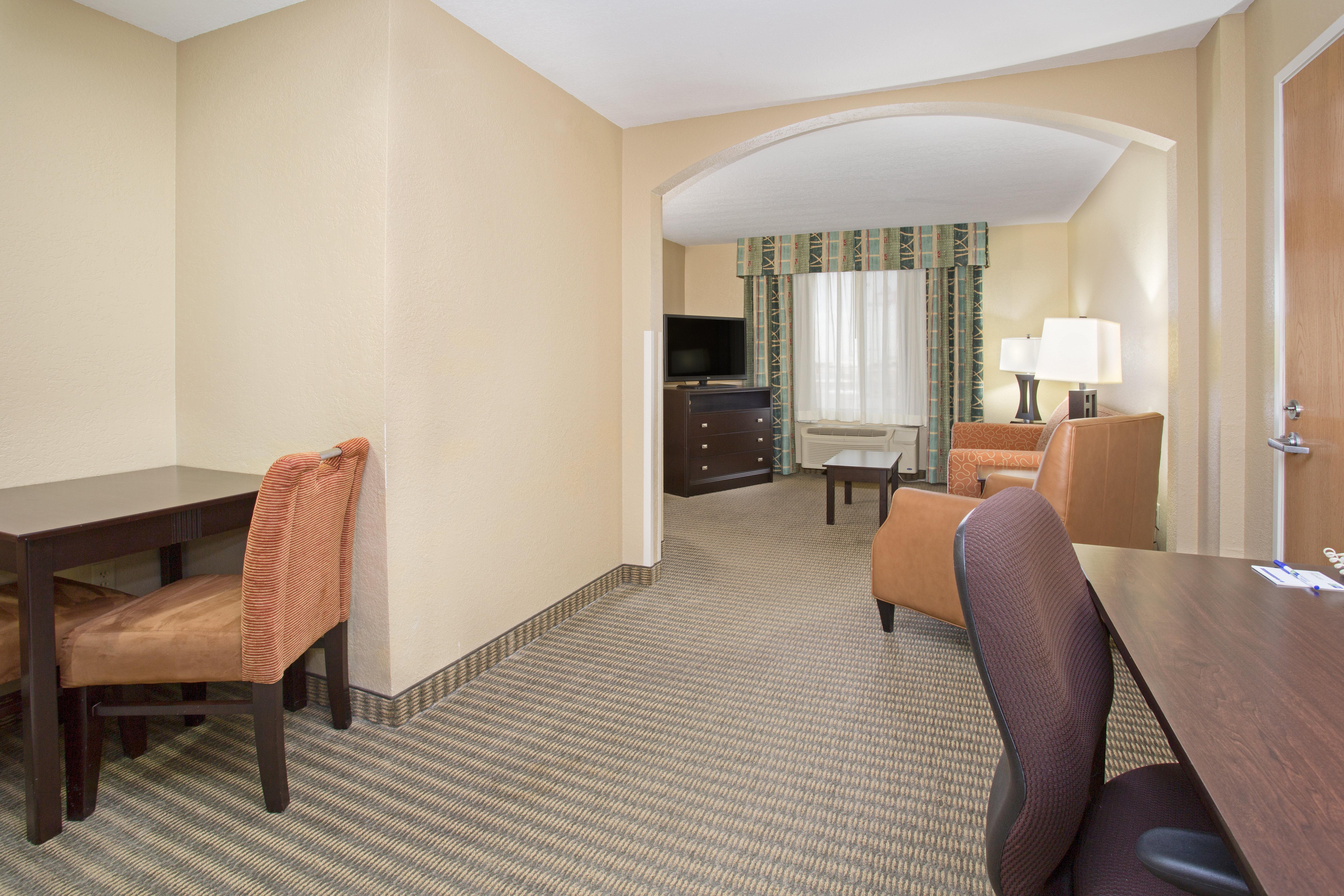 Holiday Inn Express Hotel & Suites Lexington By Ihg Eksteriør billede