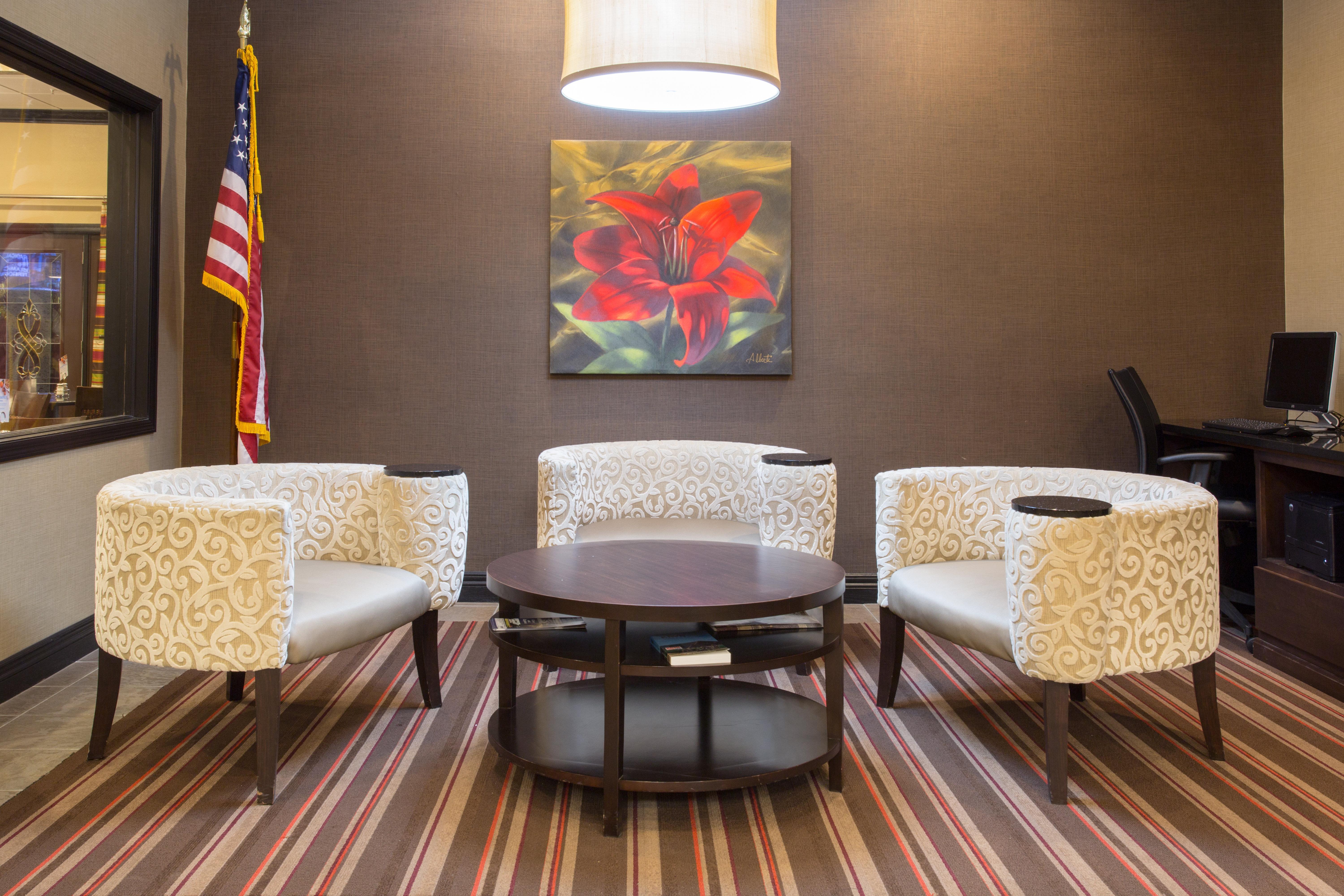 Holiday Inn Express Hotel & Suites Lexington By Ihg Eksteriør billede