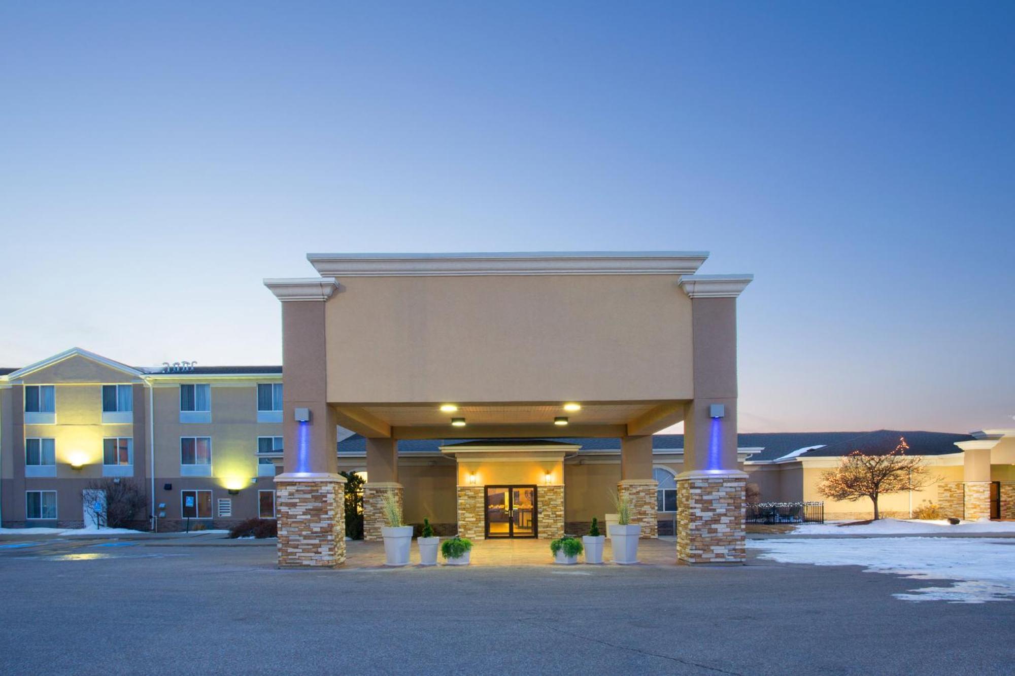Holiday Inn Express Hotel & Suites Lexington By Ihg Eksteriør billede