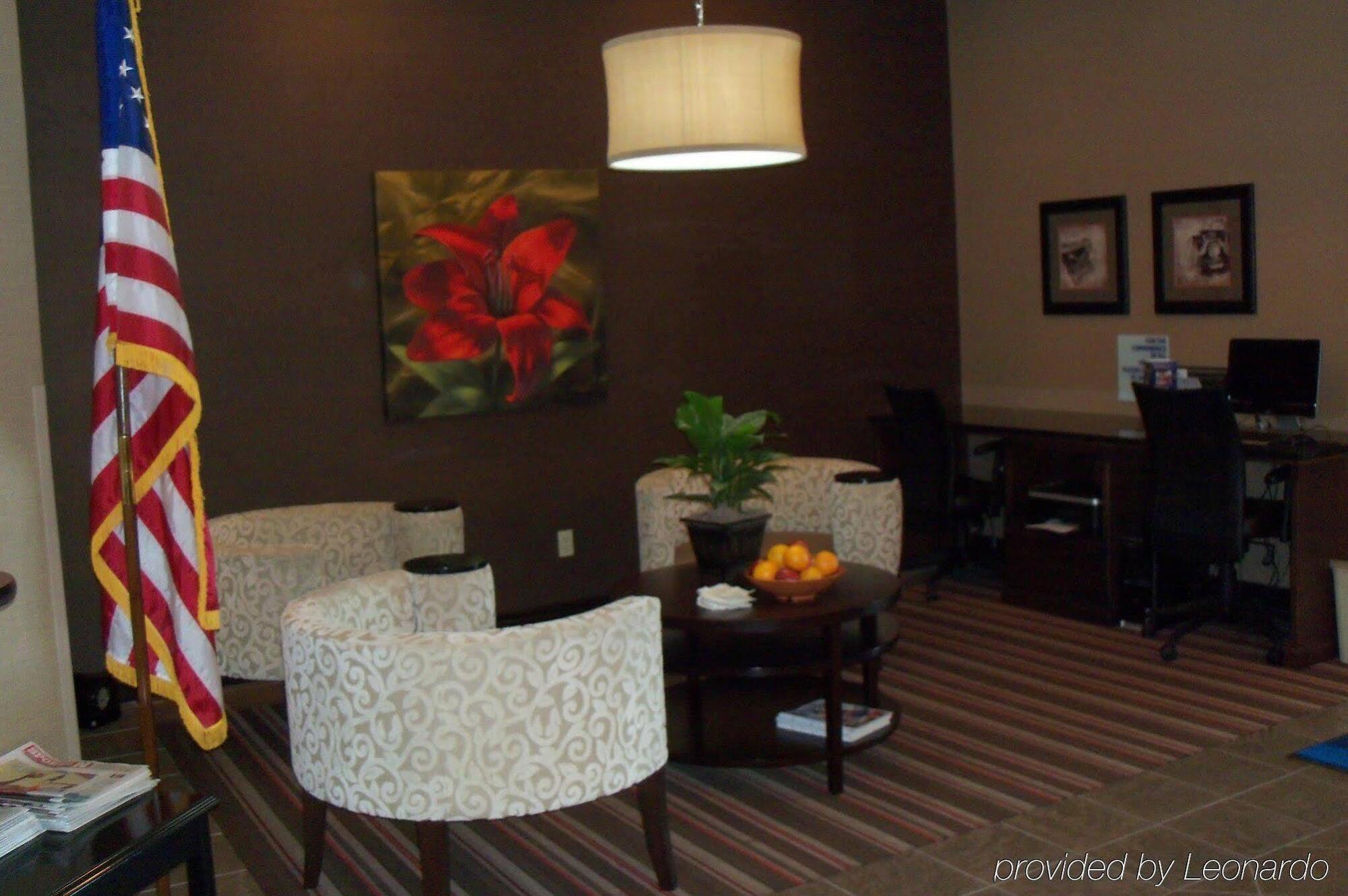 Holiday Inn Express Hotel & Suites Lexington By Ihg Eksteriør billede